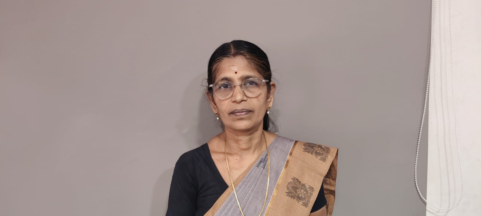 V. Kalavanni, Secretary and Executive Head of Perumatty Service Cooperative Bank